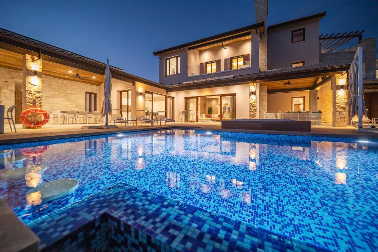 Villa Elea, New Deluxe Golf Villa At Aphrodite Hills - 6 Bedrooms, 7 Bathrooms เกาเคลีย ภายนอก รูปภาพ