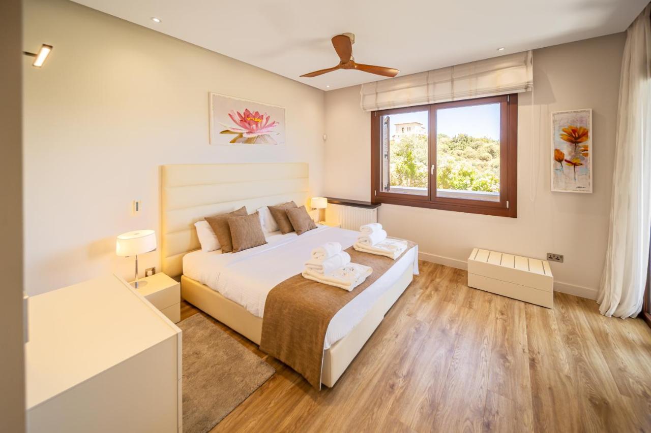 Villa Elea, New Deluxe Golf Villa At Aphrodite Hills - 6 Bedrooms, 7 Bathrooms เกาเคลีย ภายนอก รูปภาพ